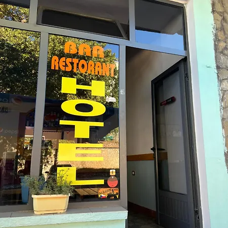 Restorant Jorgo Отель *